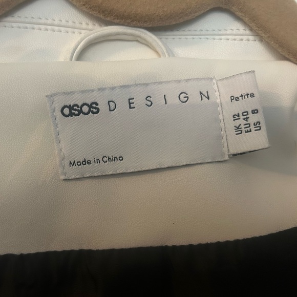 Petite Cream Faux Leather Belted Jacket - Picture 2 of 3